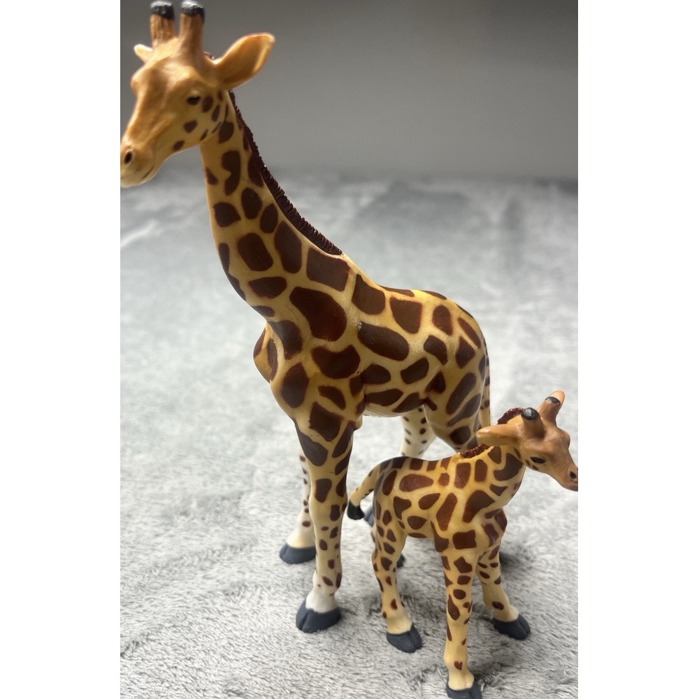 Giraffe Set Toys Reticulated Safari Ltd 4"‎ & 7" Animal Figures 1996 Vintage